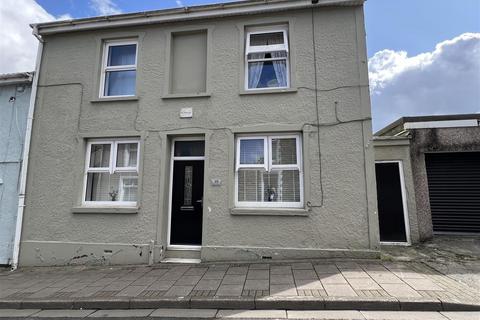 Harris Street, Aberdare CF44