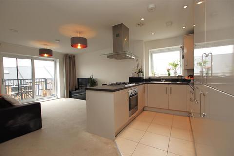 2 bedroom apartment for sale, Sherbourne Close, Dartford