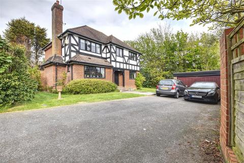 4 bedroom detached house for sale, Brackern Close, Bexhill-On-Sea