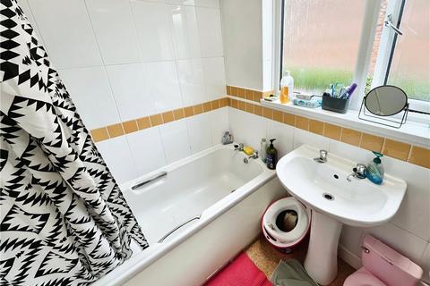 2 bedroom maisonette for sale, Plowright Street, Nottingham