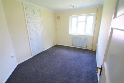 1 bedroom apartment to rent, Burney Drive, Loughton