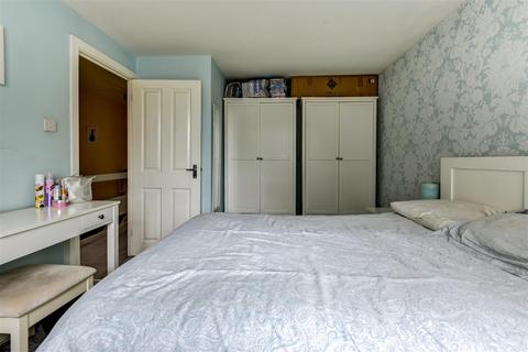 6 Barnet Way, Worthing, BN13 2QR