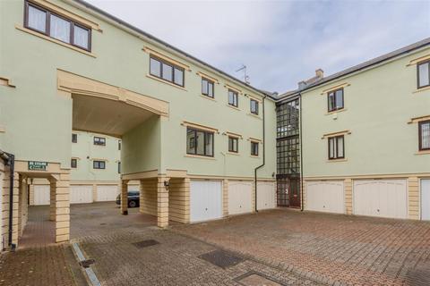 2 bedroom apartment for sale, Dapps Hill, Keynsham, Bristol