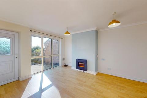 2 bedroom terraced house to rent, Drift Avenue, Stamford