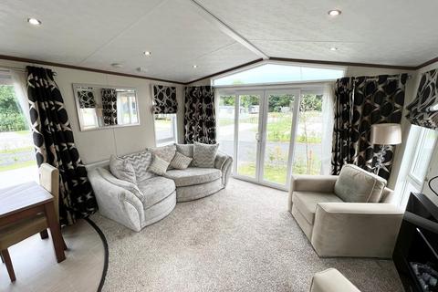 2 bedroom static caravan for sale, Dog lane Tarporley