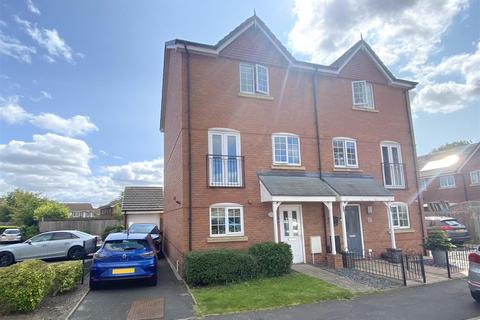 4 bedroom semi-detached house for sale, Poplar Close, Spring Gardens, Shrewsbury