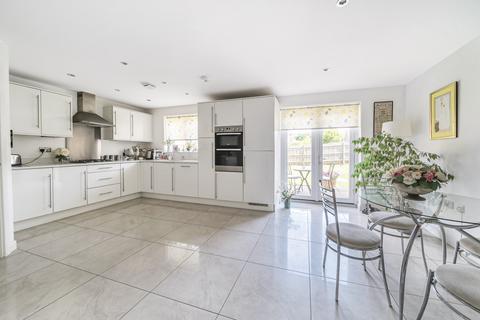 4 bedroom detached house for sale, Dartford Rise,  Farnborough, GU14