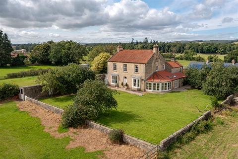 5 bedroom house for sale, Moor Road, Staindrop, County Durham