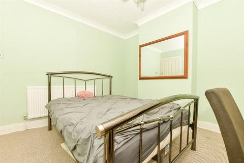 32 Milner Road, Caterham, CR3 6JR