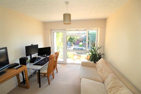 2 bedroom flat for sale, Downview Road, Worthing BN11