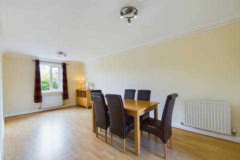 2 bedroom flat for sale, Walls Avenue, Chester, CH1