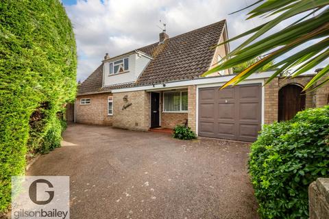 5 bedroom detached house for sale, Sydenham Close, Norwich NR13