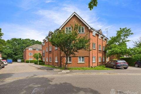 Hawthorn Way, Lindford, Bordon, Hampshire, GU35