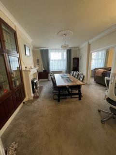 3 bedroom ground floor flat to rent, Bath Hill Court, Bath Road, BH1