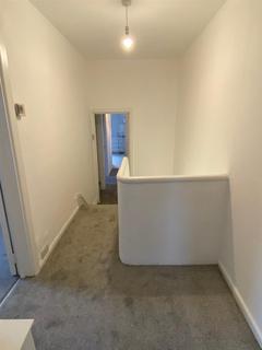 2 bedroom duplex to rent, Wellington Road North, Heaton Chapel