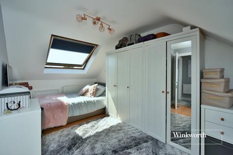 41 Hilldale Road, Cheam, Sutton, SM1 2JA