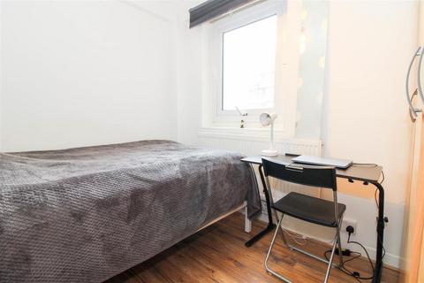 40 Remington Road, London, N15 6SS