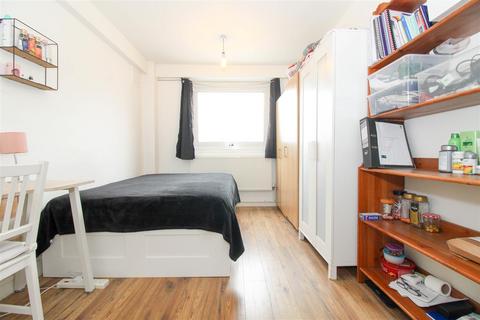 40 Remington Road, London, N15 6SS
