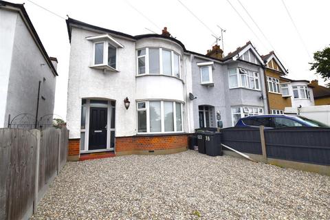 3 bedroom end of terrace house for sale, Prince Avenue, Westcliff-On-Sea