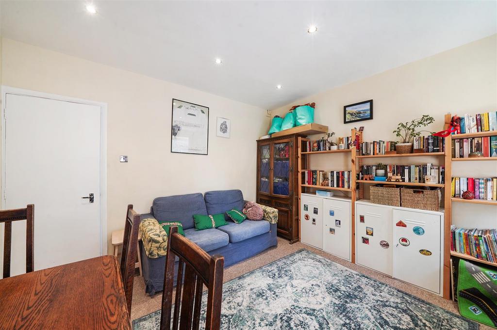 83 Lushington Road - Xpehw87 YIq Eht ZCiskk3.jpg