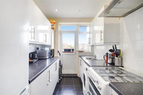 83 Lushington Road, London, SE6 3RQ