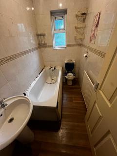 2 bedroom terraced house for sale, Denbigh Street, Stoke-on-Trent ST1 5JA