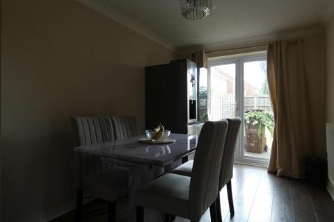 3 bedroom house to rent, Marsh View, Gravesend