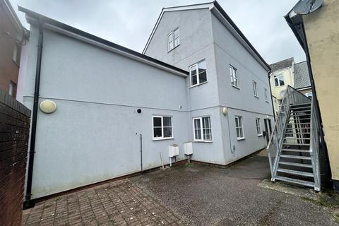 2 bedroom apartment to rent, High Street, Honiton