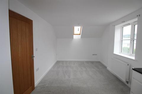 2 bedroom apartment to rent, High Street, Honiton