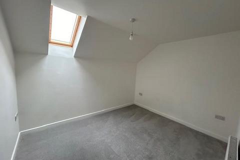 2 bedroom apartment to rent, High Street, Honiton