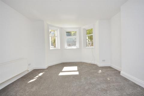 2 bedroom flat for sale, Enys Road, Eastbourne