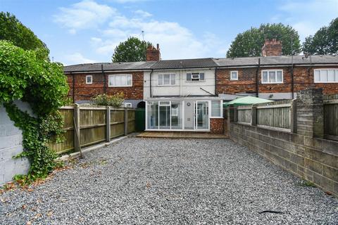 3 bedroom terraced house for sale, The Greenway, Gipsyville, Hull