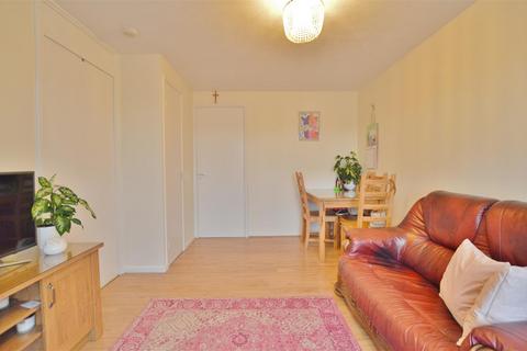 undefined, Pennine Road, Slough