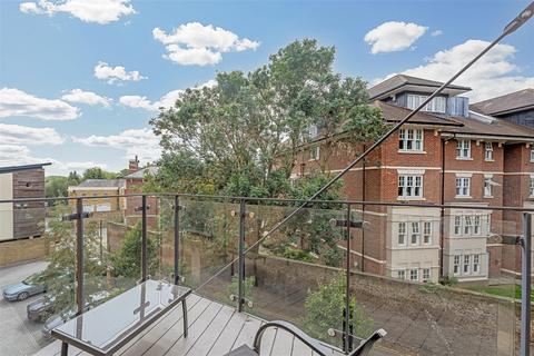 1 bedroom apartment for sale, Waterside , St Margarets/Old Isleworth border