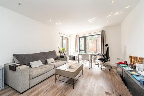 1 bedroom apartment for sale, Waterside , St Margarets/Old Isleworth border