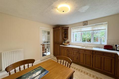 4 bedroom detached house for sale, Meadow Close, Walmley, Sutton Coldfield