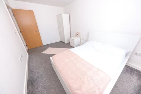 2 bedroom flat to rent, The Gallery, 14 Plaza Boulevard, Liverpool, L8