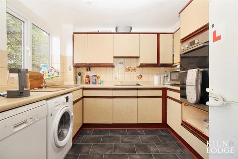 40 Colne, East Tilbury, Tilbury, RM18 8RF