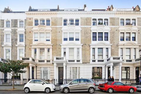 2 bedroom flat for sale, Arundel Gardens, Notting Hill, London, W11