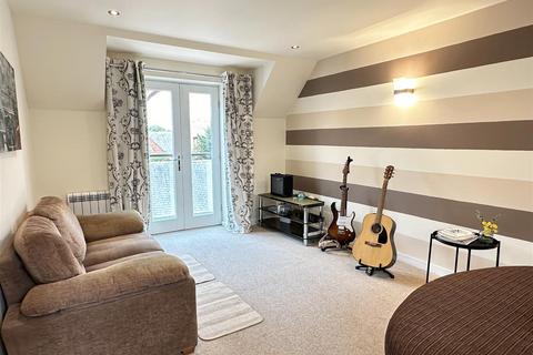 2 bedroom apartment for sale, Stephenson House, The Old Market, Yarm, TS15 9SH