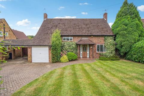 4 bedroom detached house for sale, Wattleton Road, Beaconsfield, HP9