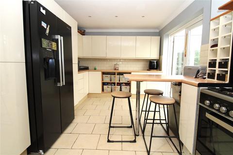 35 Bankside, Swindon, SN1 4JZ