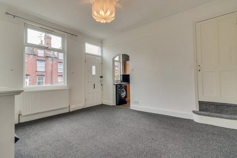 3 bedroom terraced house for sale, Park Avenue, Armley, Leeds, West Yorkshire, LS12