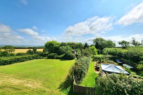 4 bedroom detached bungalow for sale, Boyton, Nr Launceston