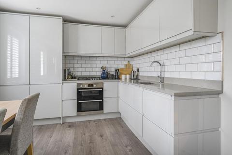 Flat 4, 8 The Glade, Croydon, CR0 7QA