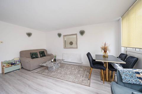 1 bedroom flat for sale, Sidney Street, Whitechapel, London, E1