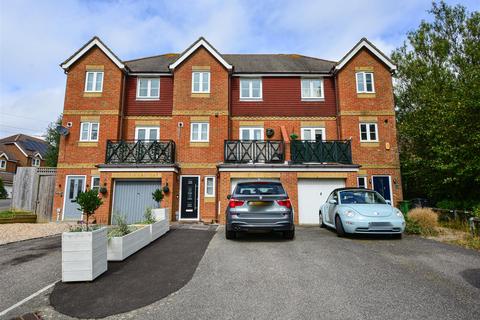 3 bedroom terraced house for sale, Helmsman Rise, St. Leonards-On-Sea