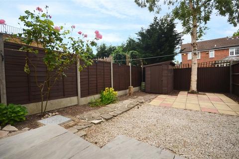 Flat 2, 2 Hawes Road, Bromley, BR1 3JR
