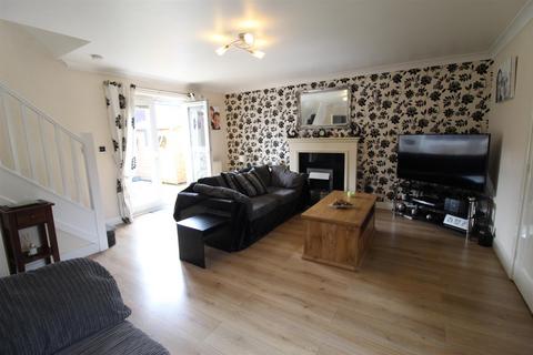 3 bedroom detached house for sale, Kings Court, Glossop