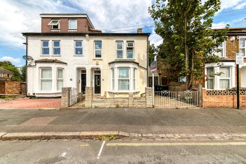 3 bedroom semi-detached house for sale, Clarence Road, Croydon, CR0